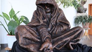 image:Image V Praze bude socha hladového Krista