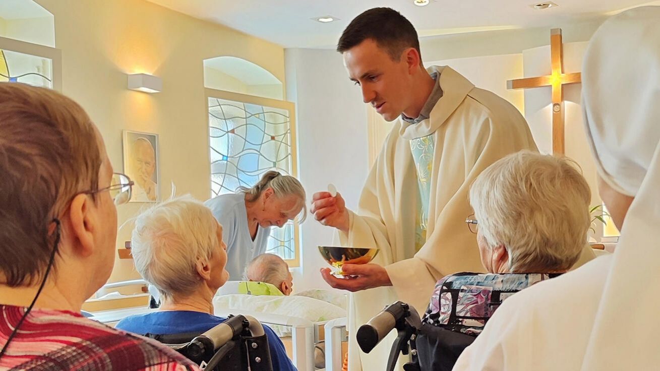 image:Image Mše sv. s pacienty prachatického hospice.