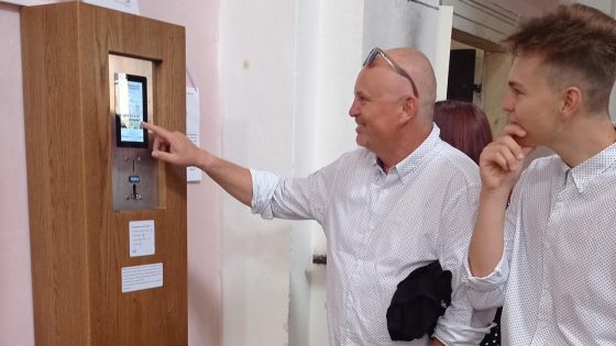 image:Image Varhanní jukebox v Jičíně.