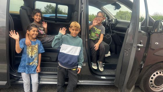 image:Image Nové auto už slouží dětem.