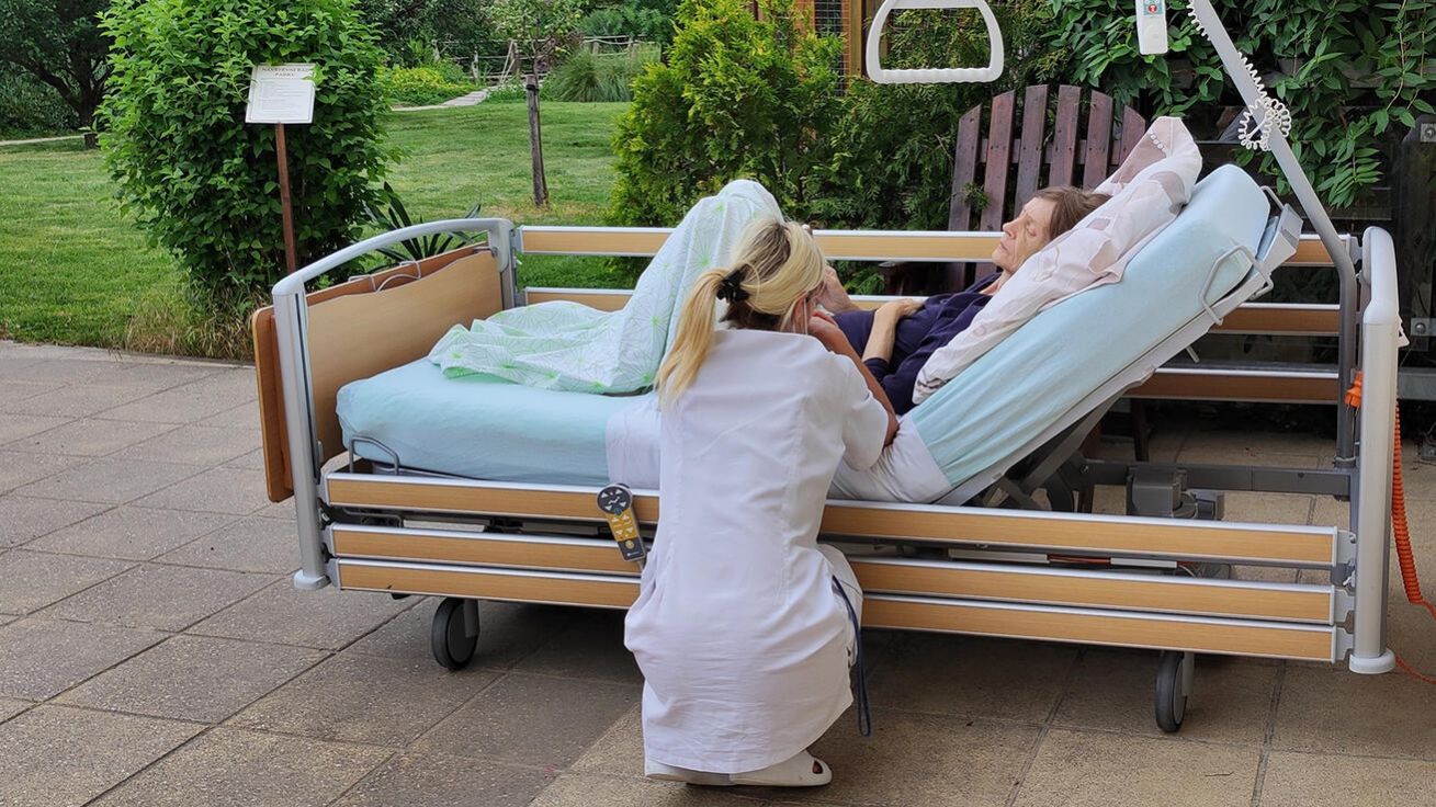 image:Image Práce v hospici je náročná, ale smysluplná a obohacující.