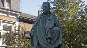 image:Image Žít na zemi jako poutník