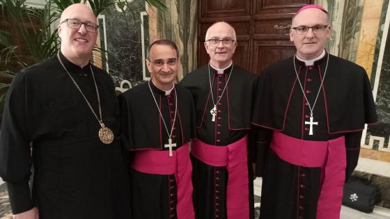 image:Image Co se dozví nový biskup ve Vatikánu?