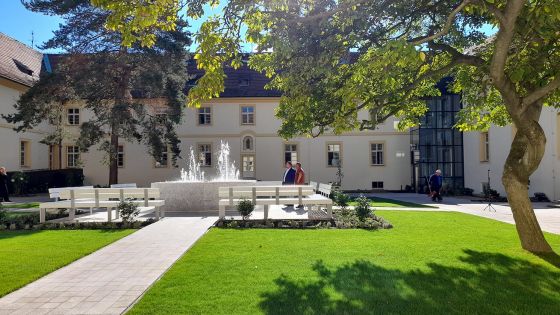 image:Image U vodotrysku budou pacienti moci také cvičit.