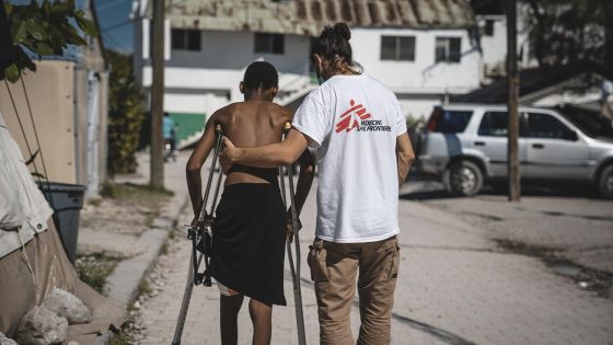 image:Image Naší prací je léčit, ale také informovat o tom, co se děje.