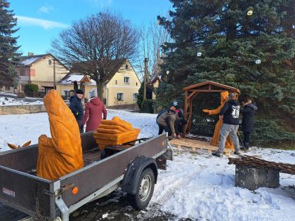 image:Image Jak si obec pořídila vlastní symbol Vánoc