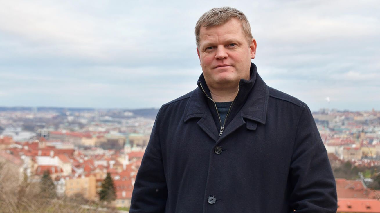 image:Image Prioritou je oslovit mladé lidi, aby vyhledávali příběhy těch, kdo v době nesvobody trpěli, a zapisovali je, říká František Neupauer o projektu „Nenápadní hrdinové“.