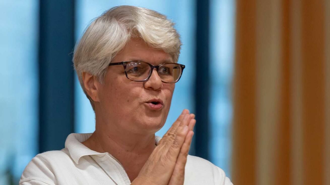 image:Image Do Česka na misijní prázdniny přijíždí Olga Landrová jednou za tři roky. Letos v září stihla i několik besed na Ostravsku.