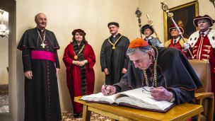 Tři fakulty ocenily kardinála Kocha image:Image Tři fakulty ocenily kardinála Kocha