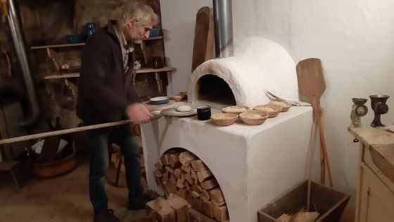 image:Image Štědrovka jako Ježíšek v peřince