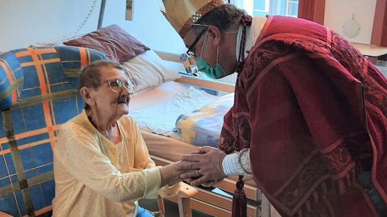 image:Image Královská návštěva v hospici.