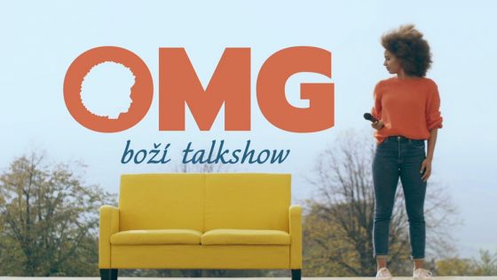 image:Image „Oh my God, já prostě musím se ptát, jak správně žít, v co věřit a jestli se kát... Oh my God – no ale kdo je ten ‚God‘? Je jako máma, táta, anebo jako kat? Nevím, ale věřím, že teď je ten čas to probrat!“ glosuje básnířka a moderátorka Ellen Makumbirofa ve znělce své talk show OMG.