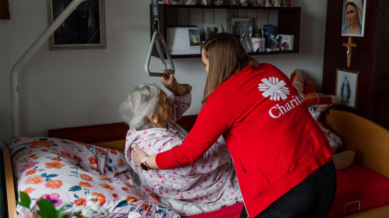 image:Image Domácí hospitalizace - péče doma na úrovni nemocnice.