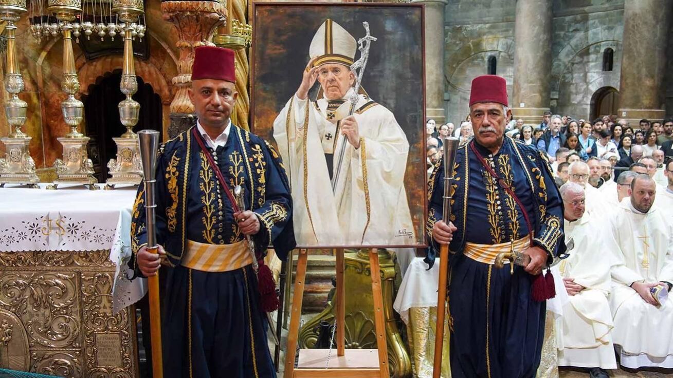 image:Image V Jeruzalémě se sloužila zádušní mše sv. v chrámu Božího hrobu.