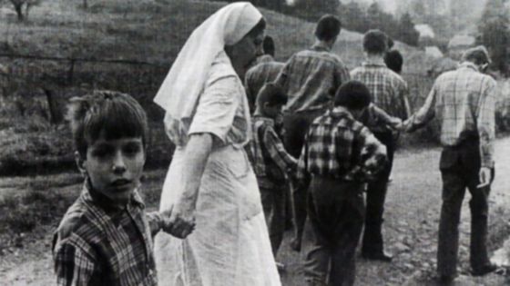 image:Image Sestry voršilky pracovaly v letech 1967-1986 většinou jako zdravotní sestry. Například v Ústavu sociální péče v Horní Poustevně se staraly o mentálně handicapované děti.