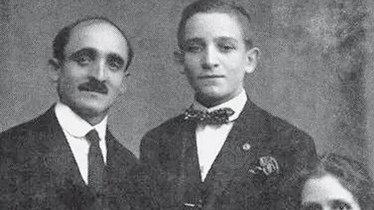 image:Image Zleva Františkův dědeček Giovanni, otec Mario a babička Rosa.