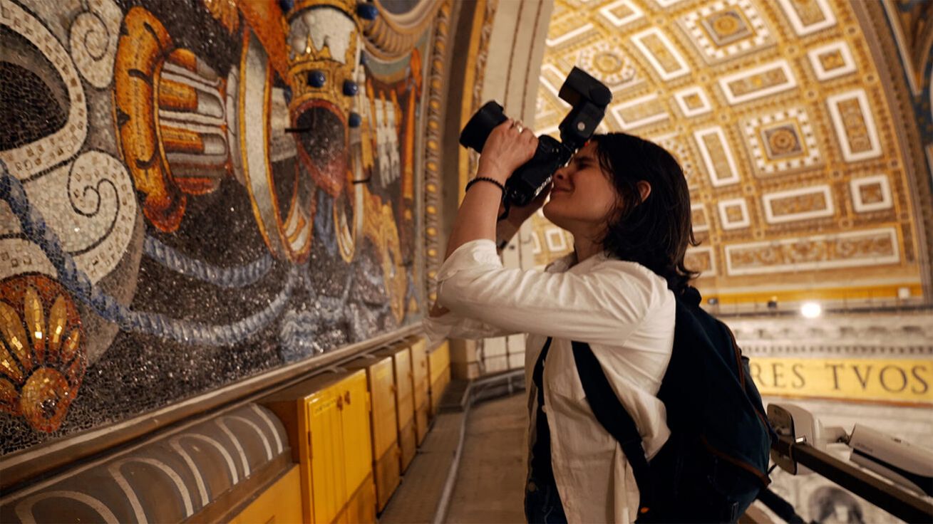 image:Image Virtuální prohlídka baziliky vznikla na základě 400 tisíc fotografií (pořízených lidmi i drony), počítačové animace a umělé inteligence.