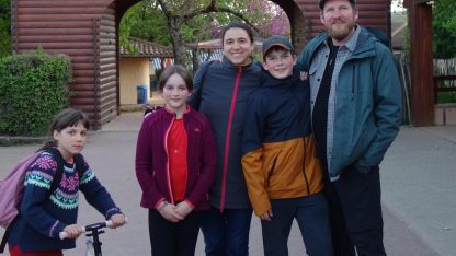 image:Image Vzhůru do Taizé. I s celou rodinou