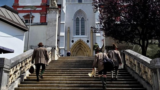 image:Image Cisterciácký klášter Plasy byl založen ve 12. století a barokně přestavován od 17. století podle Santiniho návrhu.