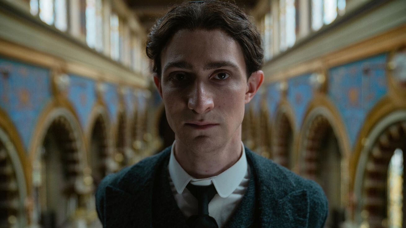image:Image Franz Kafka v podání charismatického Idana Weisse.