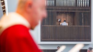 image:Image Vnášet před Boha svůj příběh