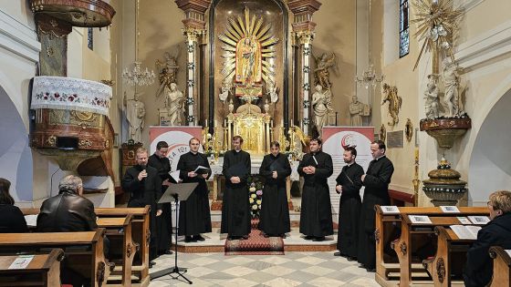 image:Image Kněžská gregoriánská schola pod dohledem Panny Marie Žarošické.