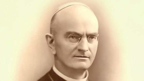 image:Image Biskup Arnož (1885–1950).