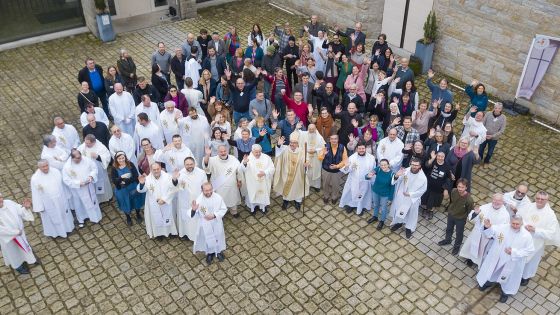 image:Image Z druhého zasedání plzeňské diecézní synody, které se konalo v polovině listopadu.