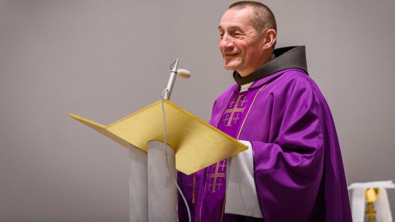 image:Image Promluvy P. Šebestiána jsou prodchnuté laskavostí.