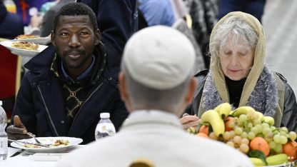 image:Image V chudých nás Bůh doprovází