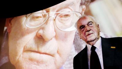 image:Image Černé skvrny v křišťálu