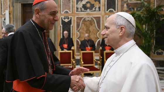 image:Image Kardinál Víctor Fernández na úvod připomněl účastníkům plenárního zasedání svého úřadu slova: „Kde je pokora, tam je moudrost,“ a také slova papeže Lva XIV., že „nikdo nevlastní celou pravdu, musíme ji hledat společně“.