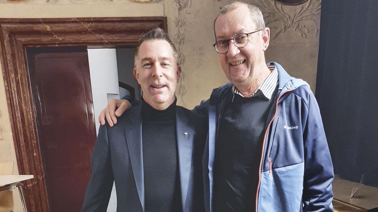 image:Image Autor vítězného titulu P. Jan Loffeld (vlevo) se svým českým překladatelem P. Zdeňkem Jančaříkem.