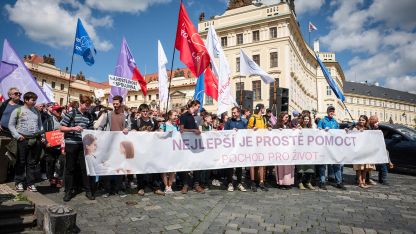 image:Image V krizi nesmí žena zůstat sama