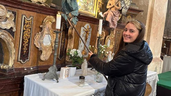 image:Image Karolína na své první duchovní obnově v Zaječově, kam vyrazila s Vysokoškolským katolickým hnutím.