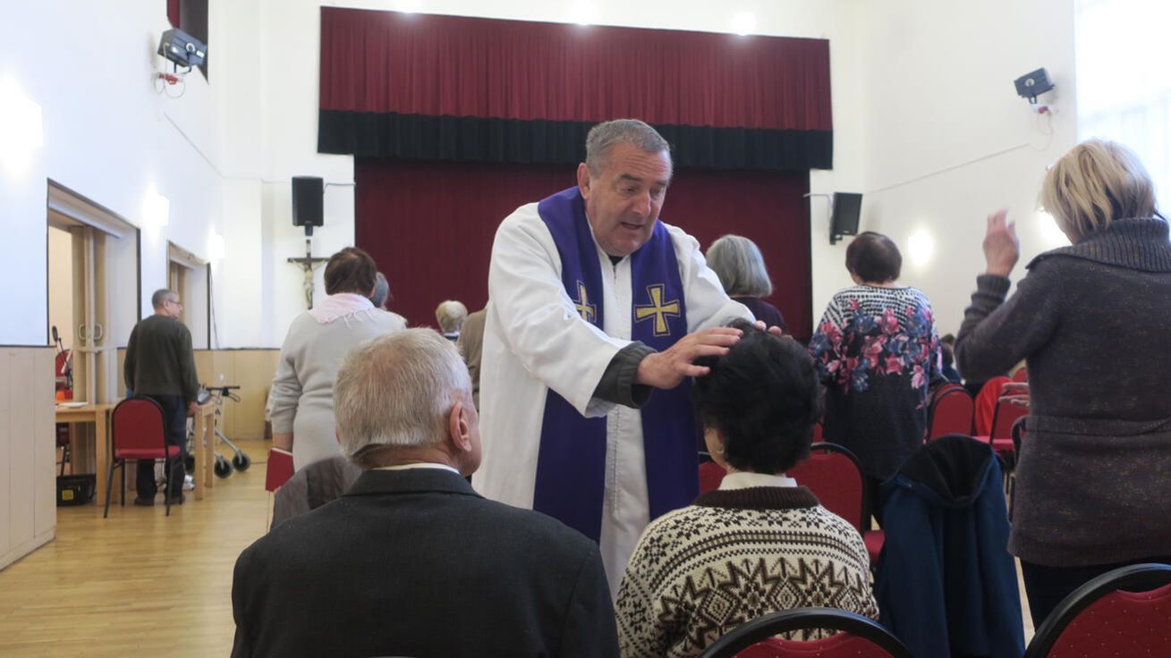 image:Image Účastníci předvelikonočního setkání v Katovicích.