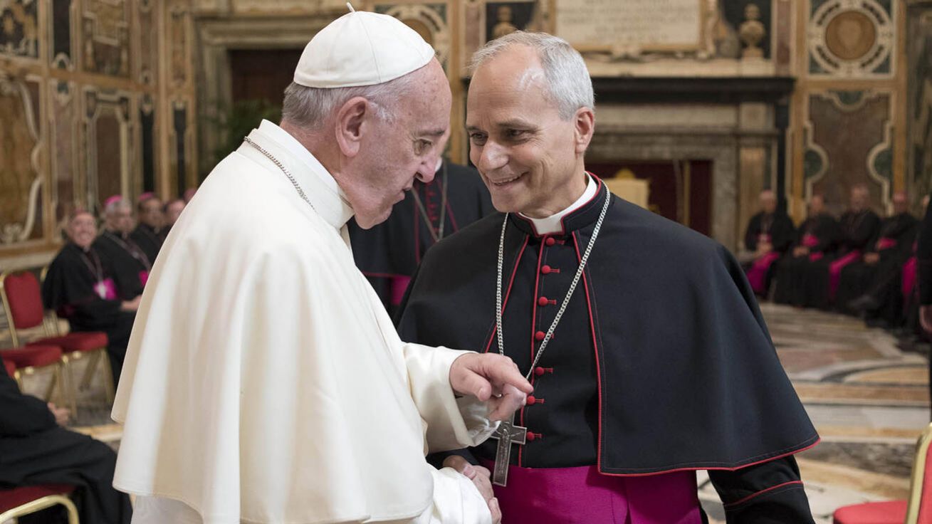 image:Image Biskupa Roberta Prevosta přijal papež František 15. května 2017 na audienci v Římě. V roce 2023 ho jmenoval kardinálem - stal se prefektem Dikasteria pro biskupy a předsedou Papežské komise pro Latinskou Ameriku.
