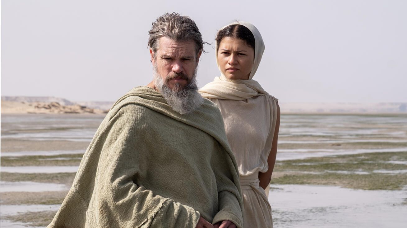 image:Image Matt Damon jako Odysseus a Zendaya jako Athena.