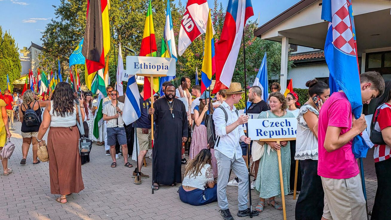 image:Image 37. ročník festivalu přivítal mladé poutníky ze 73 zemí světa včetně České republiky.