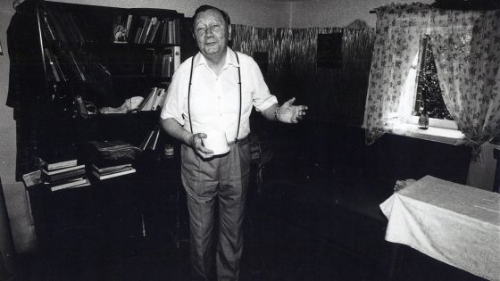 image:Image P. Josef Zvěřina při oslavách padesáti let svého kněžství (1987).